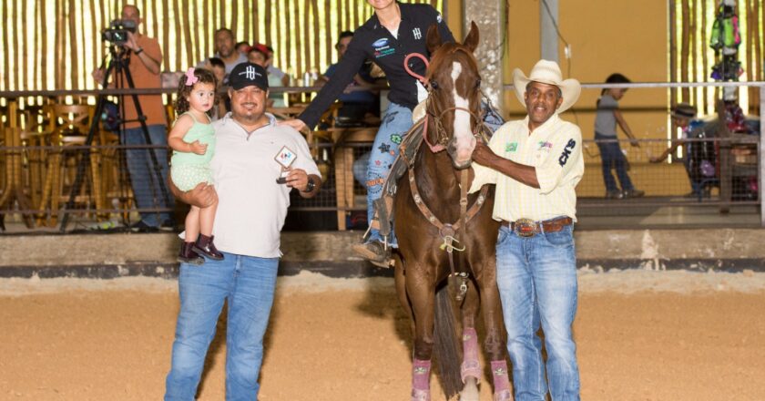 1ª Etapa do X Circuito Barrel Race, inauguração dos Três Tambores na Pista Coberta do Centro Hípico Tatuí